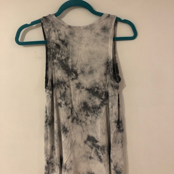 American Eagle Grey & White TankTop - Picture 2 of 3